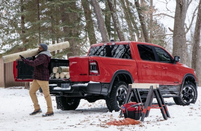 La guerra de los portones de pick ups suma una nueva batalla