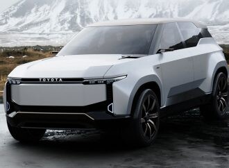 La familia del Toyota Land Cruiser también tendrá su variante eléctrica