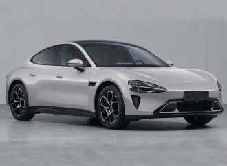 Xiaomi ya tiene listo su primer vehículo y lo venderá en 2024