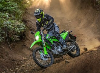 Kawasaki lanza la KLX300 en la Argentina