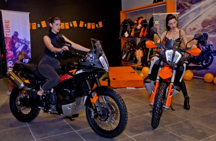 KTM lanza las 790 y 890 Adventure en la Argentina