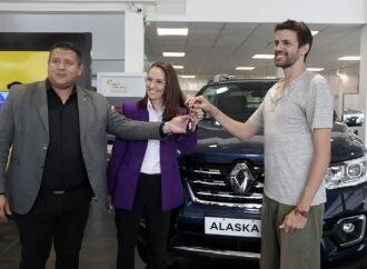 Monte Adentro ya se moviliza a bordo de Renault Alaskan en el impenetrable chaqueño