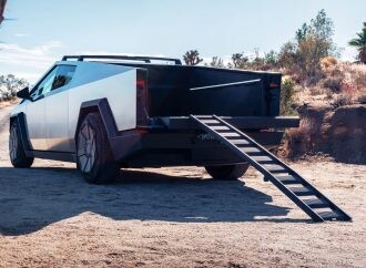 La imperdible línea de accesorios de la nueva Tesla Cybertruck