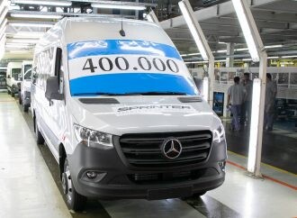 Mercedes-Benz cambia de manos en Argentina: quién se queda con la empresa