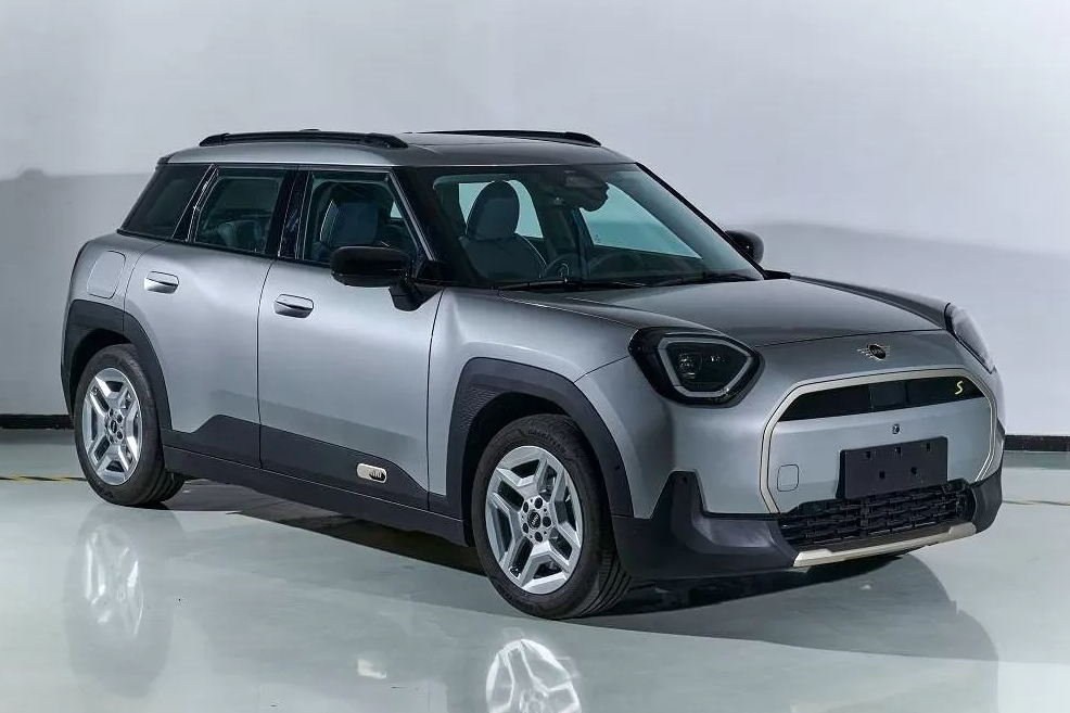 El nuevo Mini Aceman se escapa antes de tiempo