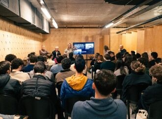 Mercedes-Benz Argentina, comprometida con la Educación