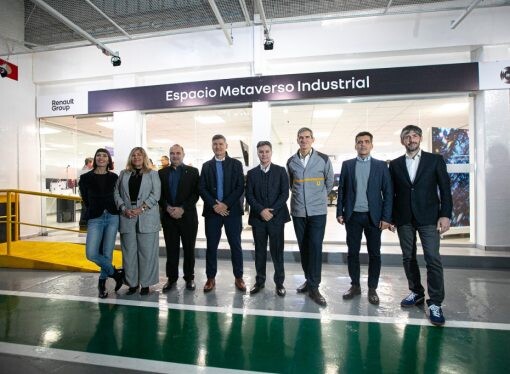 Renault Argentina presentó su visión moderna de producción de vehículos con del Metaverso Industrial