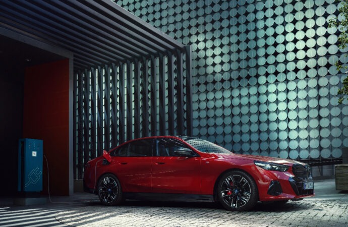 BMW Group invierte 724 mil euros para ampliar la red de carga en Latinoamérica