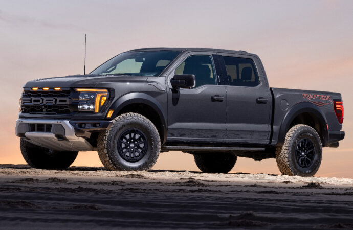 Ford lanza la renovada F-150 Raptor en Argentina