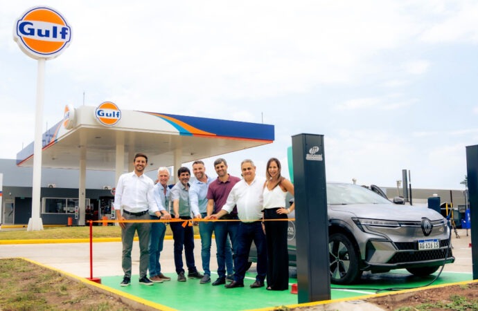 Por primera vez, Gulf incorpora cargadores eléctricos a su red