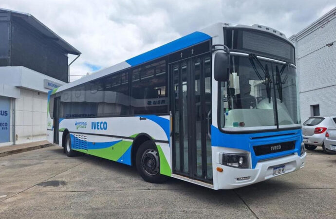 De la terminal automotriz a la calle: cómo es el proceso de carrozado de un chasis Iveco Bus