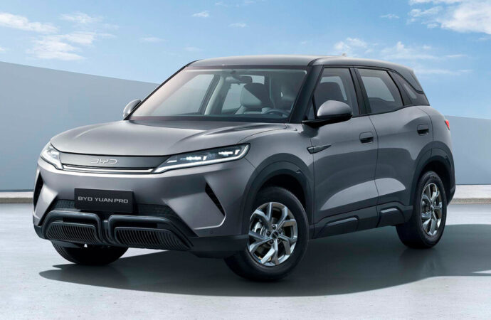 BYD se lanzará en Argentina con tres modelos (llegaron las primeras unidades)
