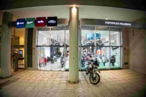 Motoplex desembarcó en el barrio de Palermo y amplía su presencia en Argentina