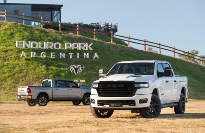 RAM Argentina presenta “RAM Society” y una alianza con Enduro Park para experiencias exclusivas con clientes