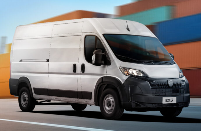 Stellantis lanza el rediseño de los Citroën Jumper y Peugeot Boxer