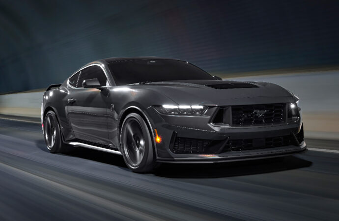 Ford lanza el Mustang Dark Horse en Argentina